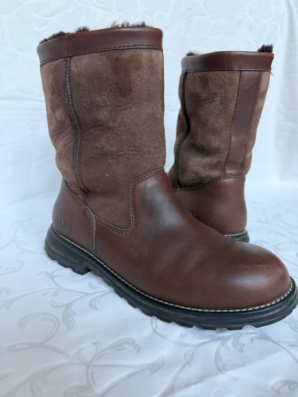 Women’s Ugg Mid-Calf Winter Boots Brown Leather Sz 9 - Picture 2 of 10
